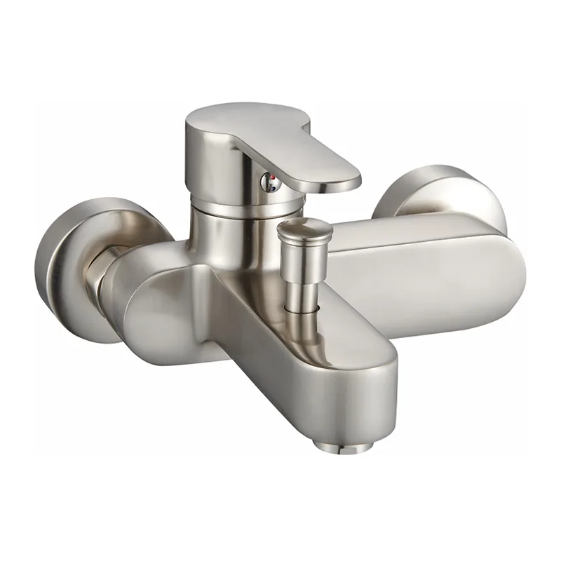 Wandmontierter Boden-Badewannenhahn